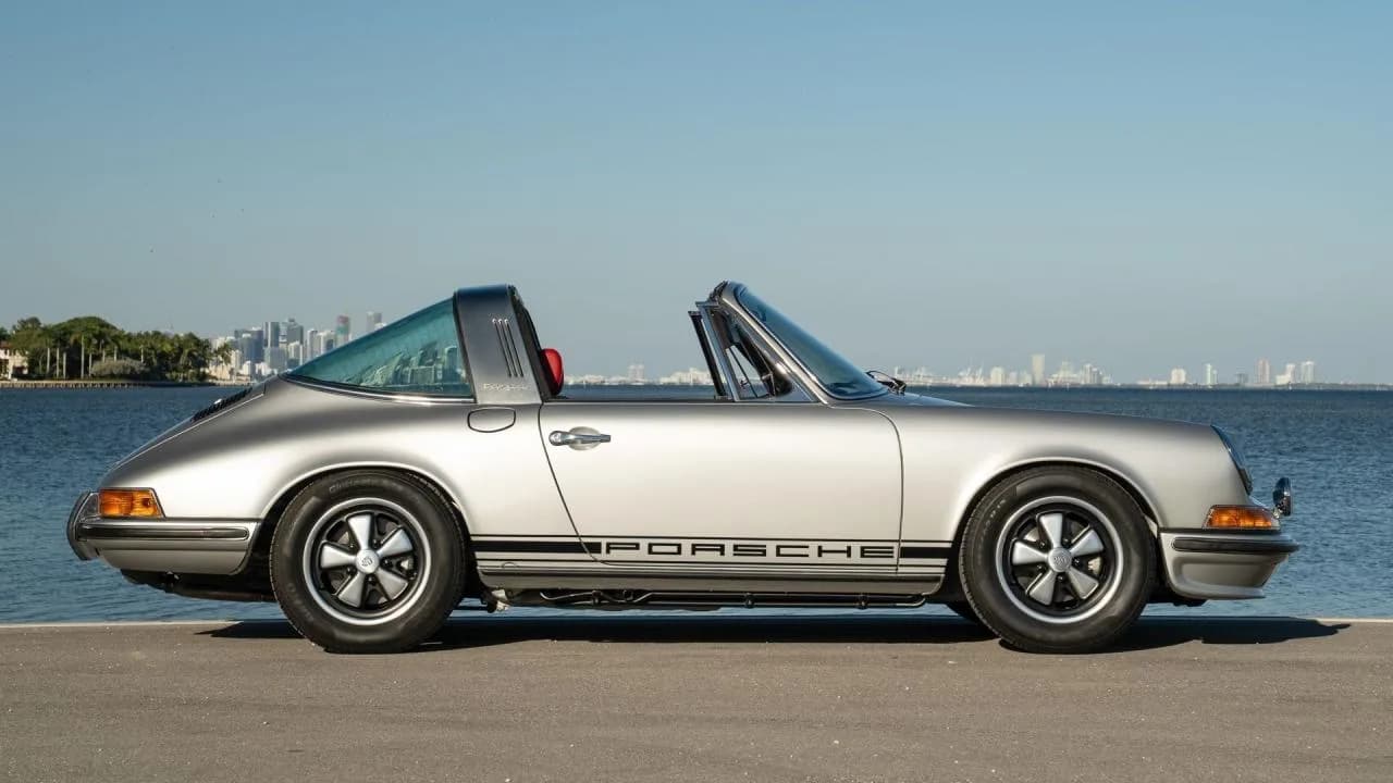 1972 Porsche 911 S Targa - Thumbnail 4