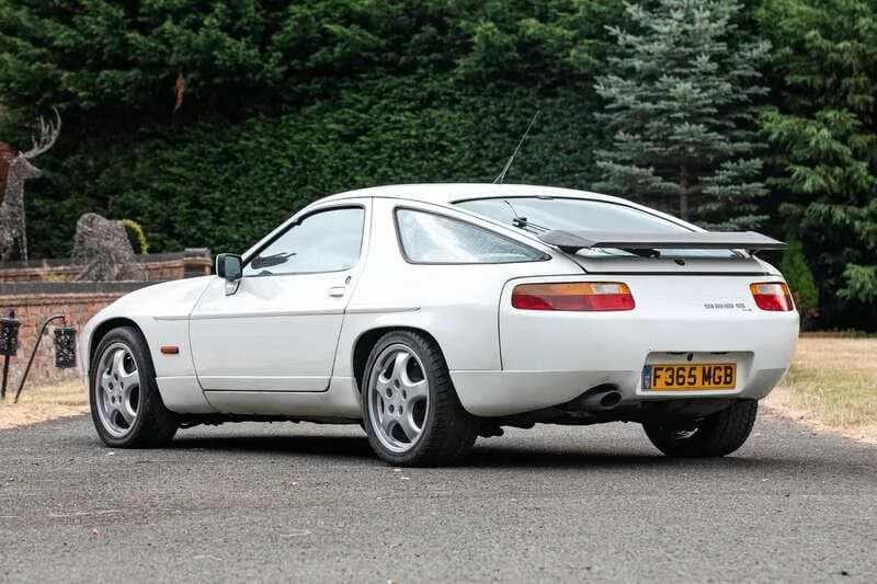 1989 Porsche 928 S4 - Thumbnail 4