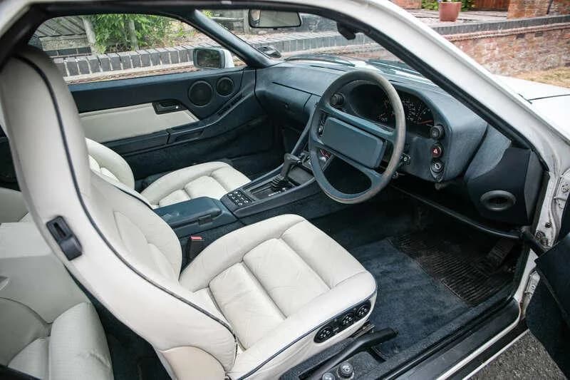 1989 Porsche 928 S4 - Thumbnail 2