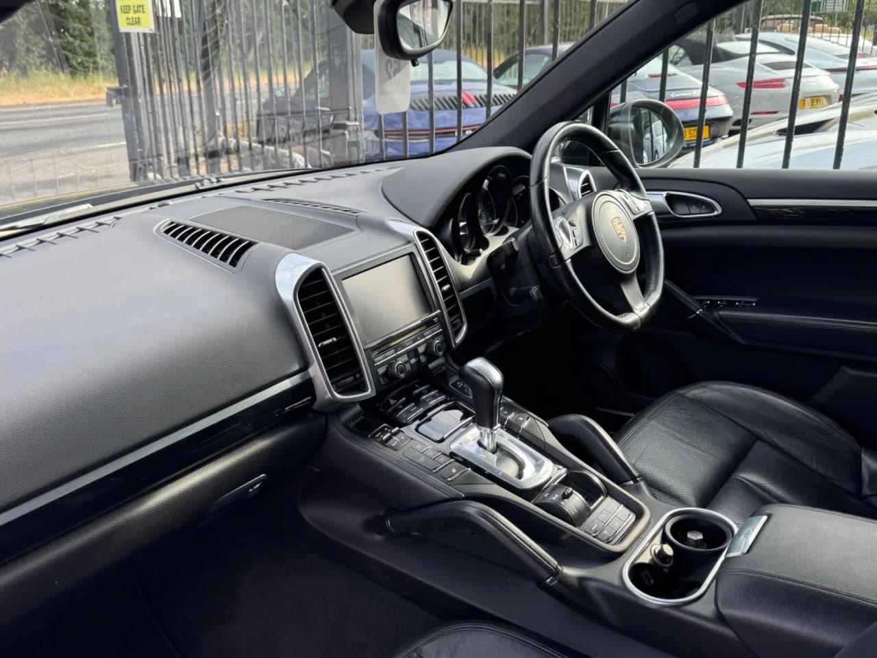 2013 Porsche 3.0 TD V6 Tiptronic 4WD Euro 5 (s/s) 5dr - Thumbnail 5