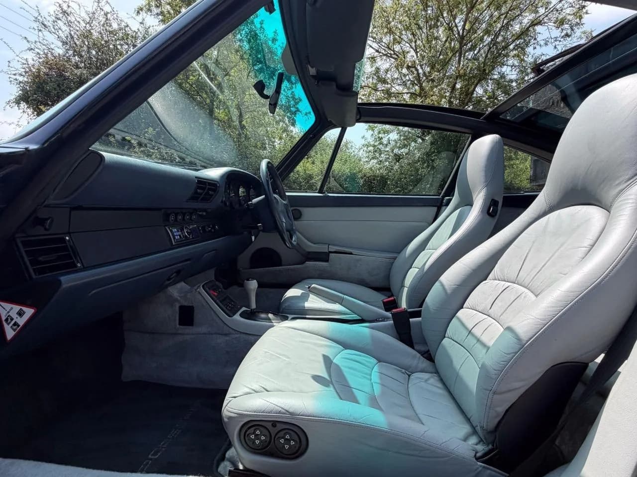 1997 Porsche 3.6 993 Targa 2dr Petrol Automatic (285 bhp) - Thumbnail 3