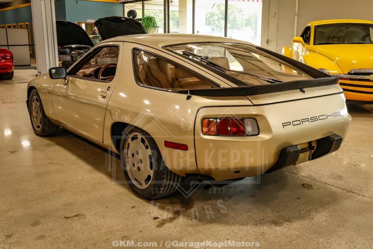 1982 Porsche 928 Weissach - Thumbnail 6