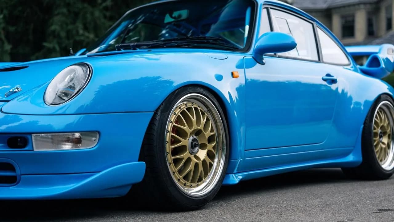 1995 Porsche 911 Carrera RS Clubsport - Thumbnail 4