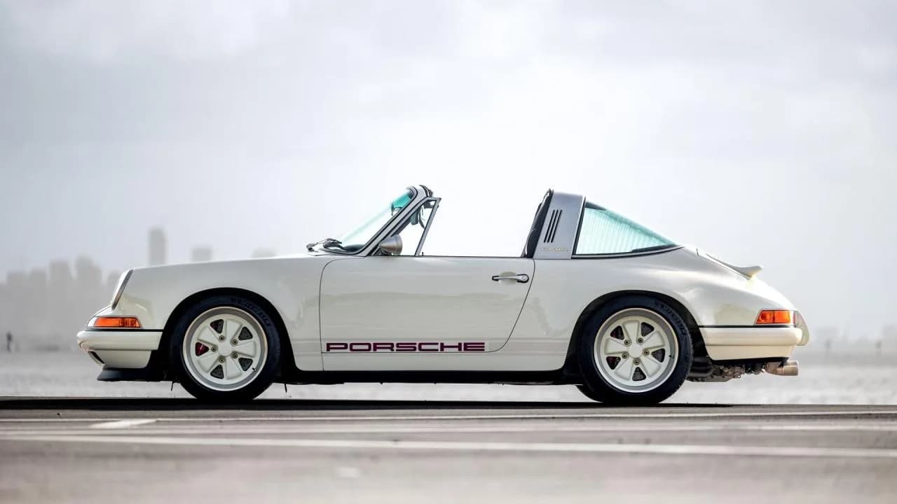 1990 Porsche 911 Targa Reimagined by Singer "Coconut Grove Commission" - Thumbnail 5