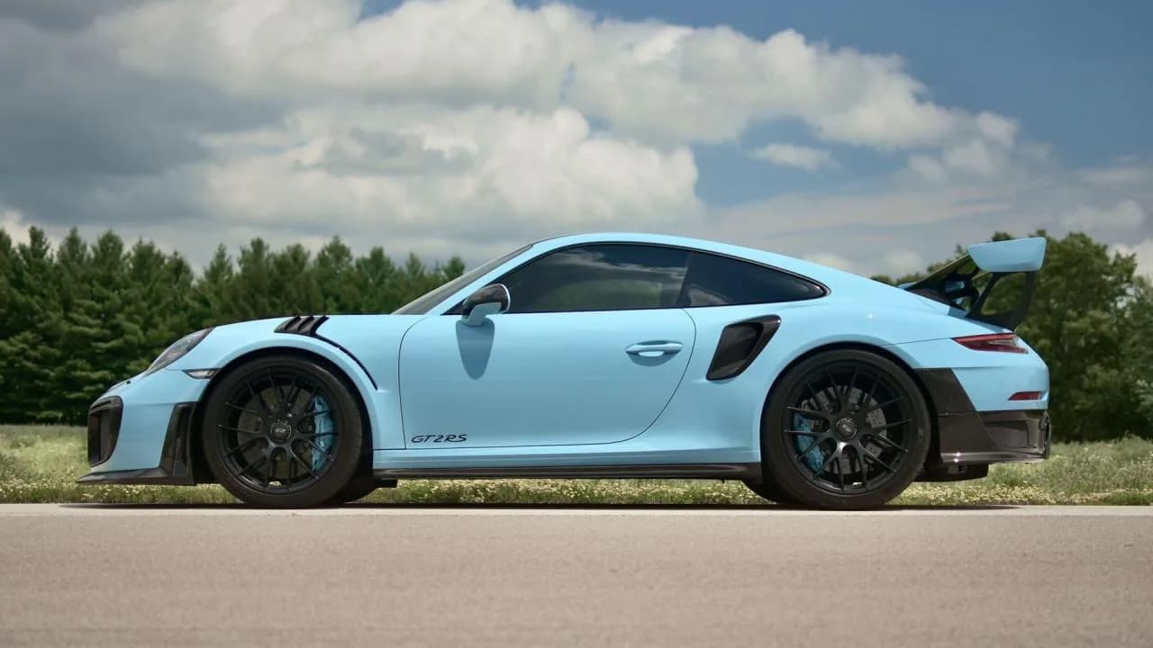 2018 Porsche 911 GT2 RS Weissach Package - Thumbnail 5