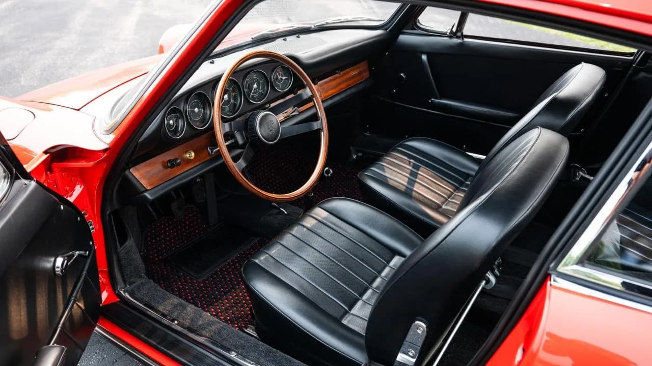 1965 Porsche 911 - Thumbnail 8