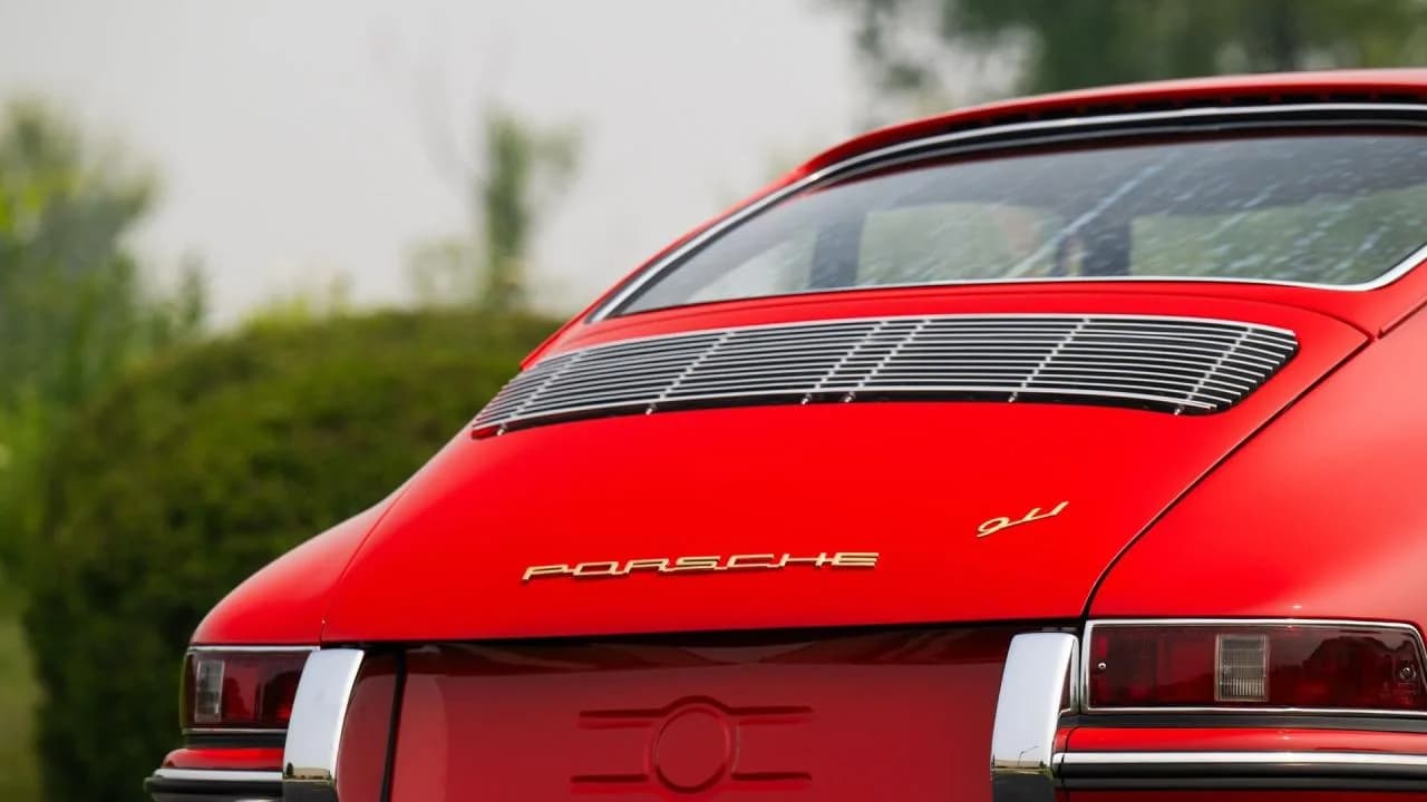 1965 Porsche 911 - Thumbnail 2