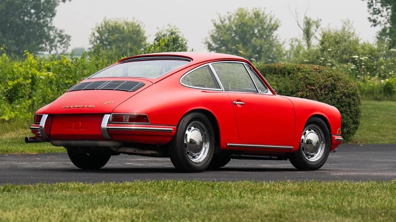 1965 Porsche 911 - Thumbnail 3