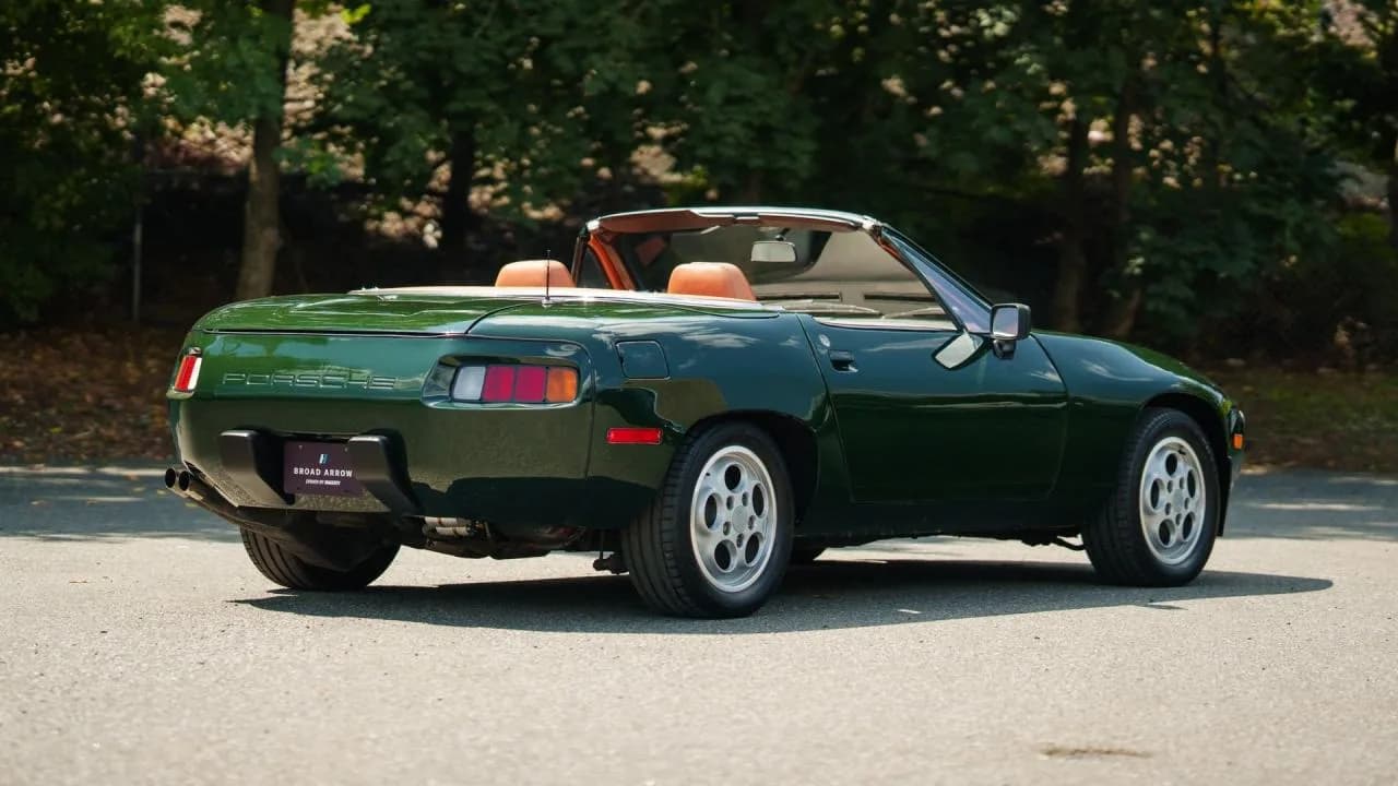 1982 Porsche 928 Cabriolet by Straman - Thumbnail 2