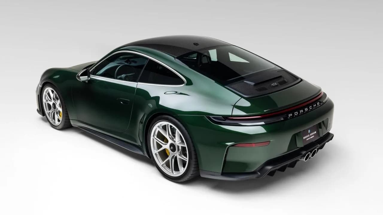 2026 Porsche 911 GT3 Touring Lightweight Package - Thumbnail 2