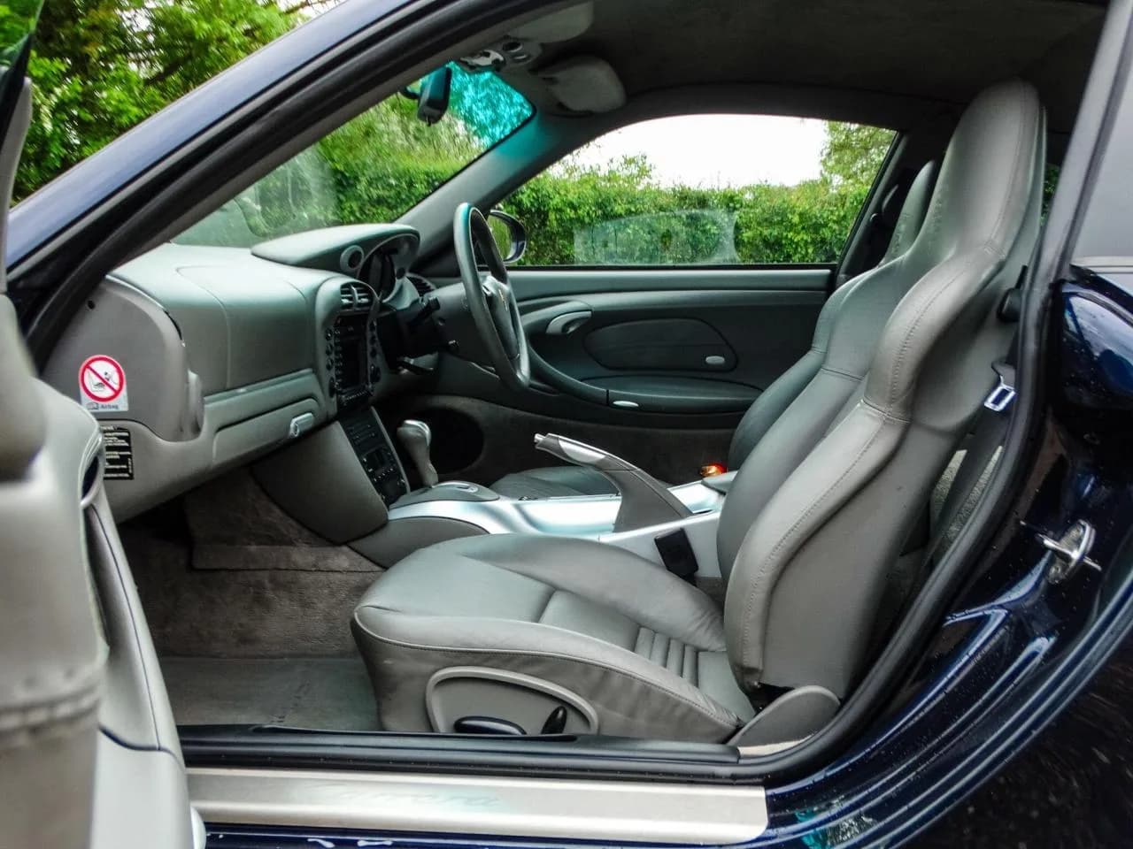 2004 Porsche 3.6 996 Carrera 4S Tiptronic S AWD 2dr - Thumbnail 3