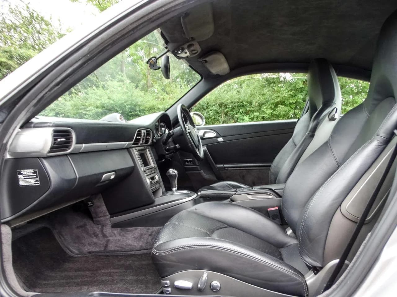 2004 Porsche 3.8 997 Carrera S Tiptronic S 2dr - Thumbnail 3