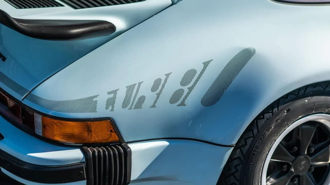 1976 Porsche 911 Turbo Carrera - Thumbnail 5