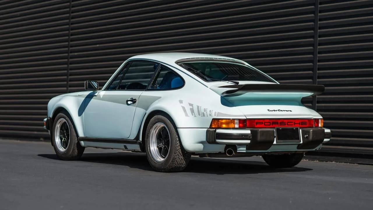 1976 Porsche 911 Turbo Carrera - Thumbnail 3