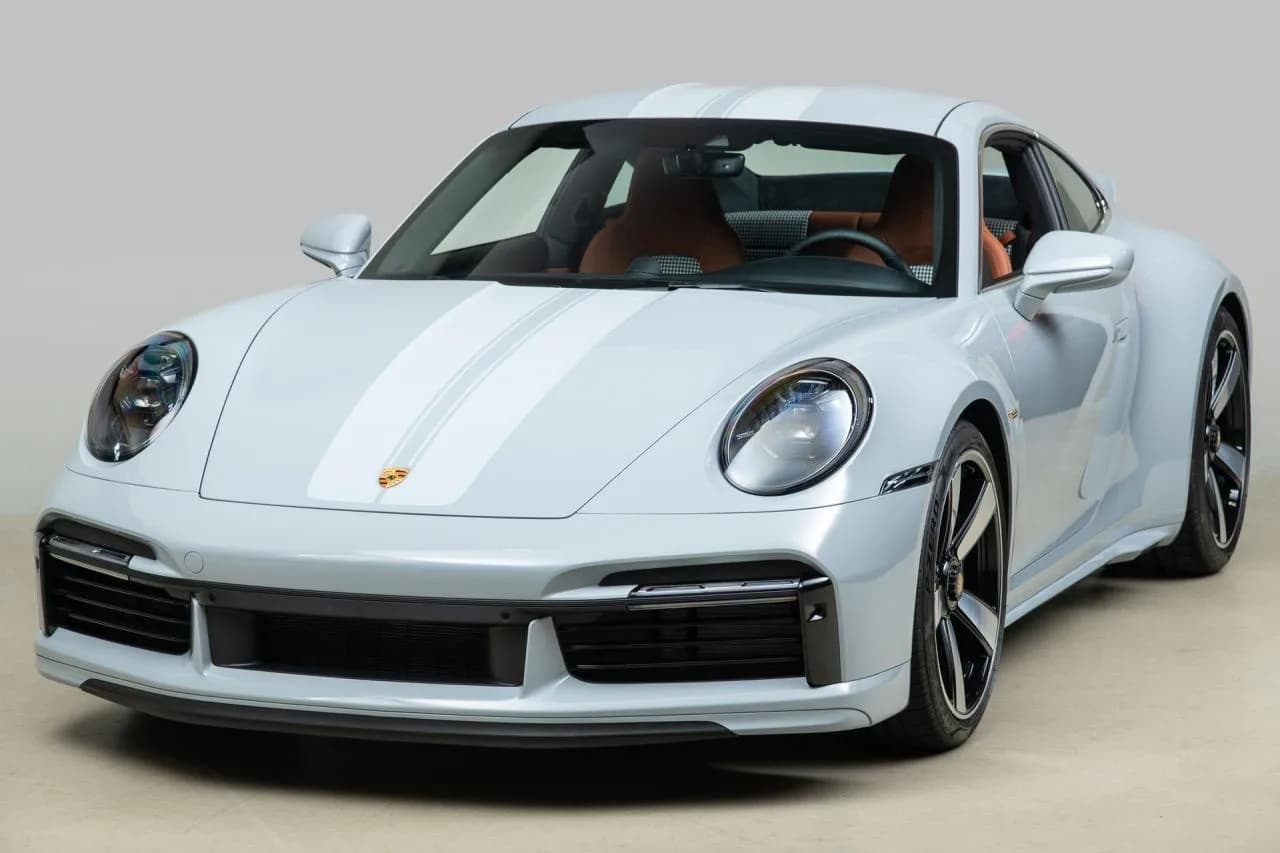 2023 Porsche 911 Sport Classic - Thumbnail 2