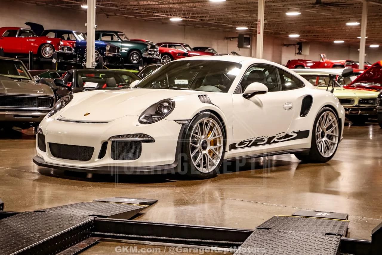 2016 Porsche 911 - Thumbnail 3