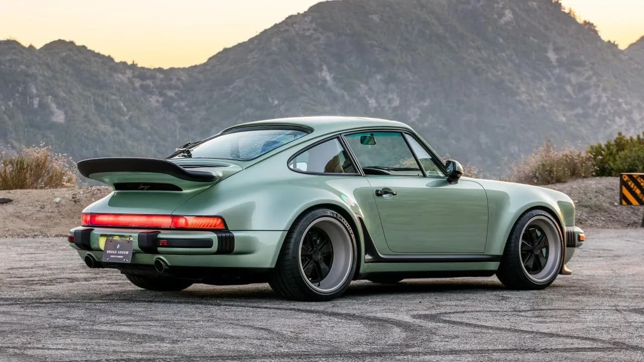 1990 Porsche 911 Reimagined by Singer - Classic Turbo Services "Aurum Verde Commission" - Thumbnail 2