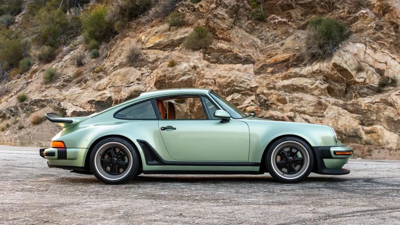 1990 Porsche 911 Reimagined by Singer - Classic Turbo Services "Aurum Verde Commission" - Thumbnail 3