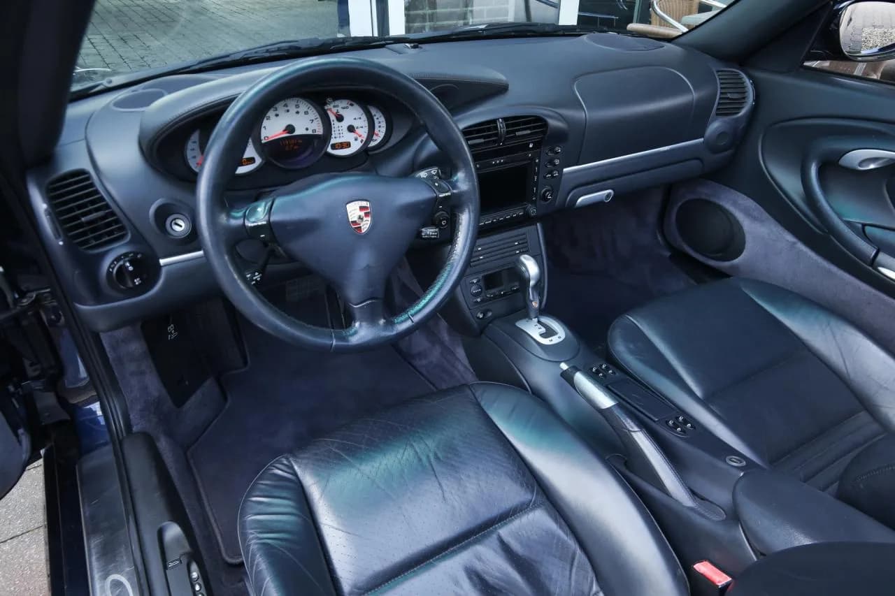 2004 Porsche 996 4S 3.6 Carrera Convertible &ldquo; Exclusive Programme&rdquo; 996 4S 3.6 Carrera Convertible &ldquo; Exclusive Programme&rdquo; - Thumbnail 3