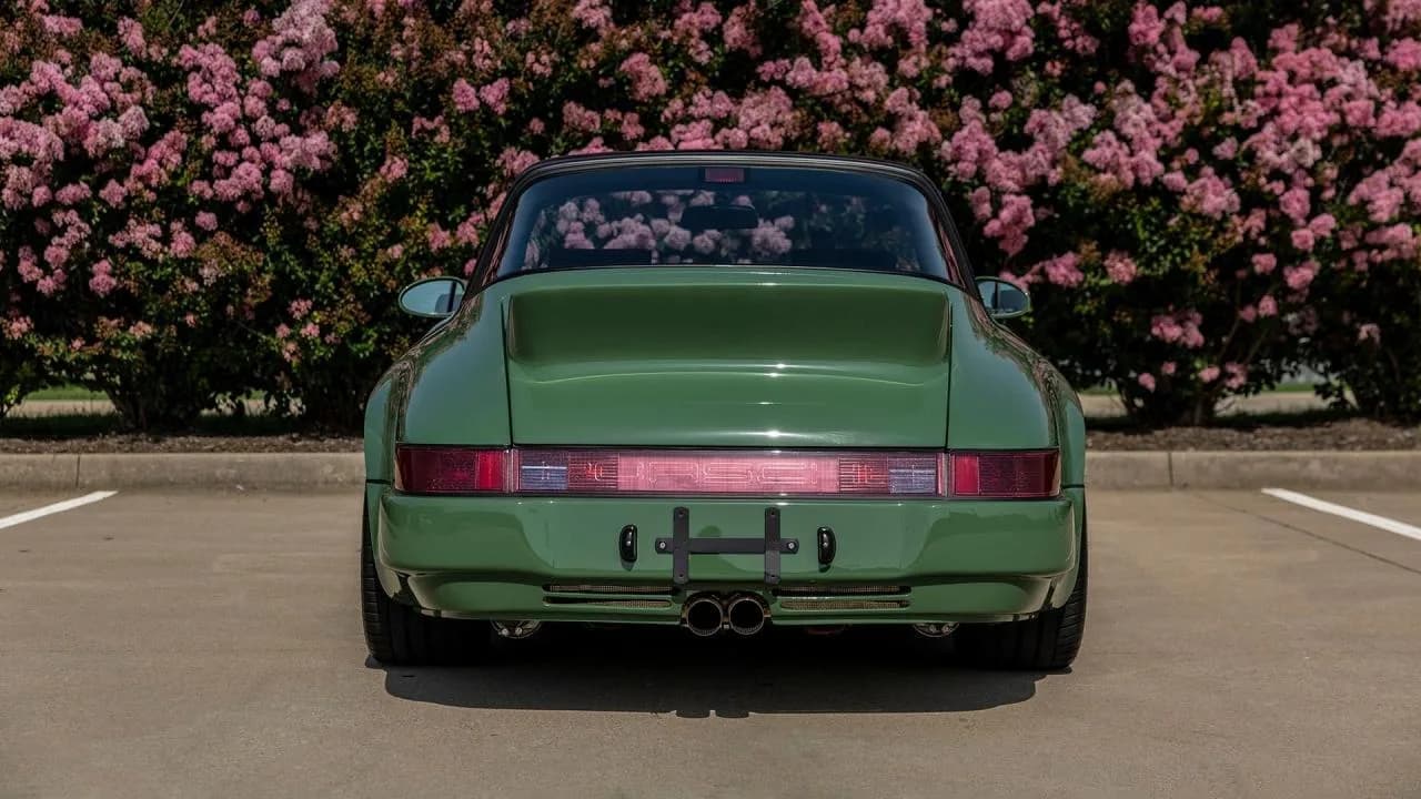 1990 Porsche 911 Targa Restomod - Thumbnail 4