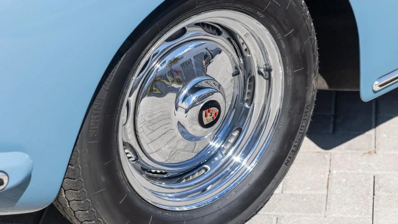 1961 Porsche 356 B 1600 D'Ieteren Roadster - Thumbnail 4