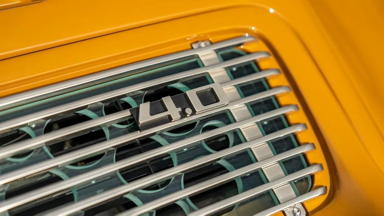 1990 Porsche 911 Coupe Reimagined by Singer "Los Angeles Commission" - Thumbnail 4