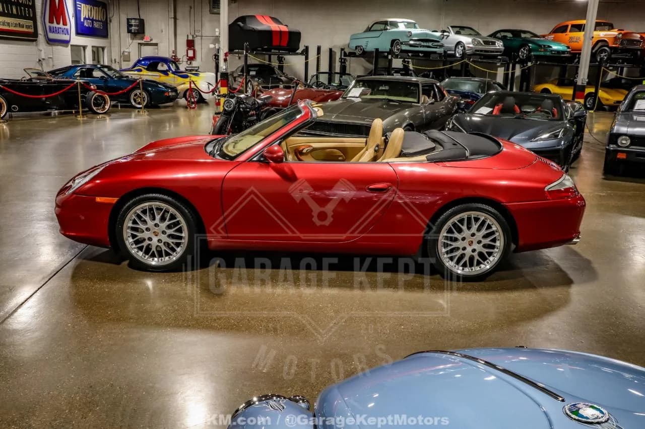 2003 Porsche 911 - Thumbnail 5