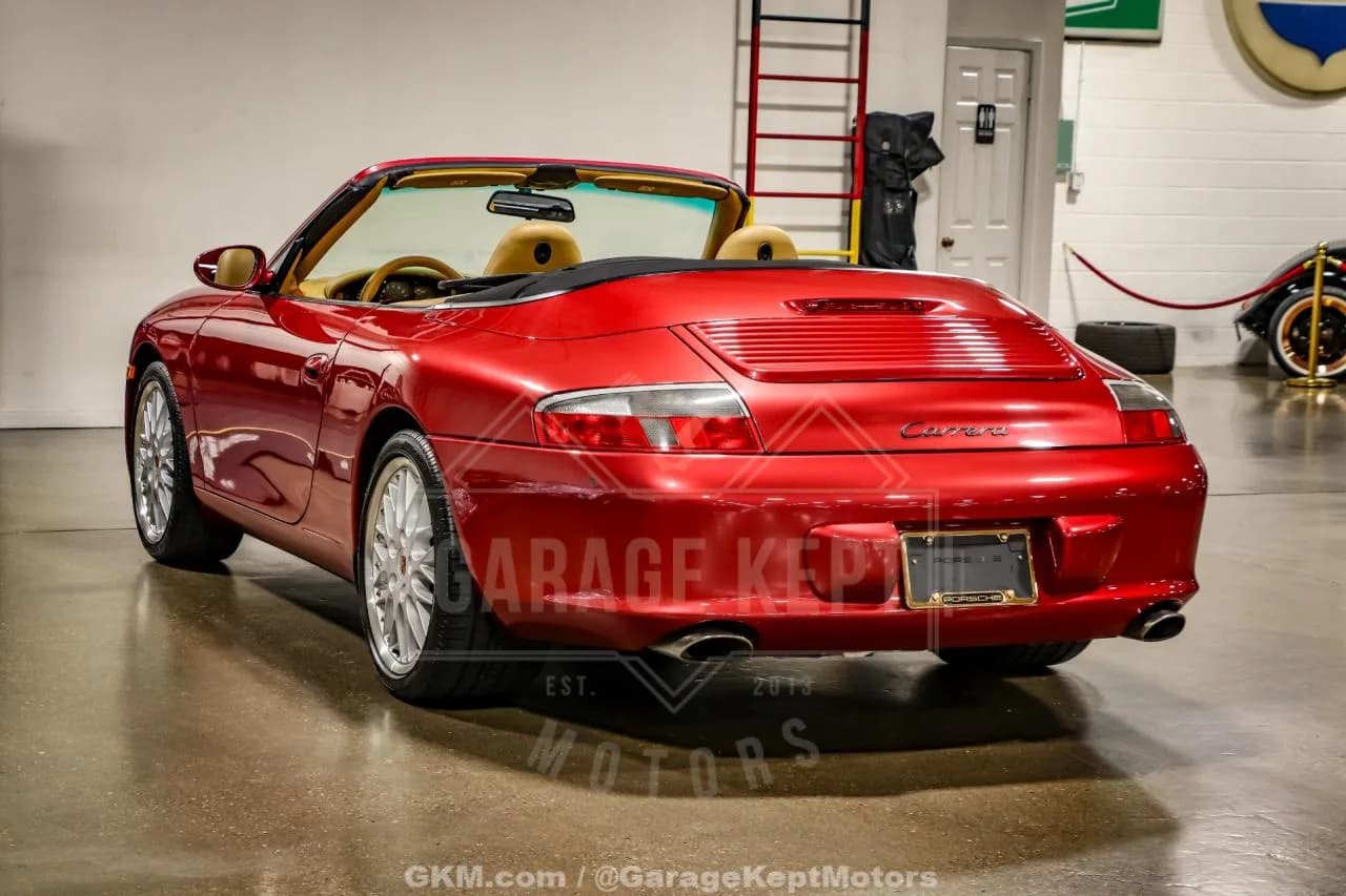 2003 Porsche 911 - Thumbnail 7