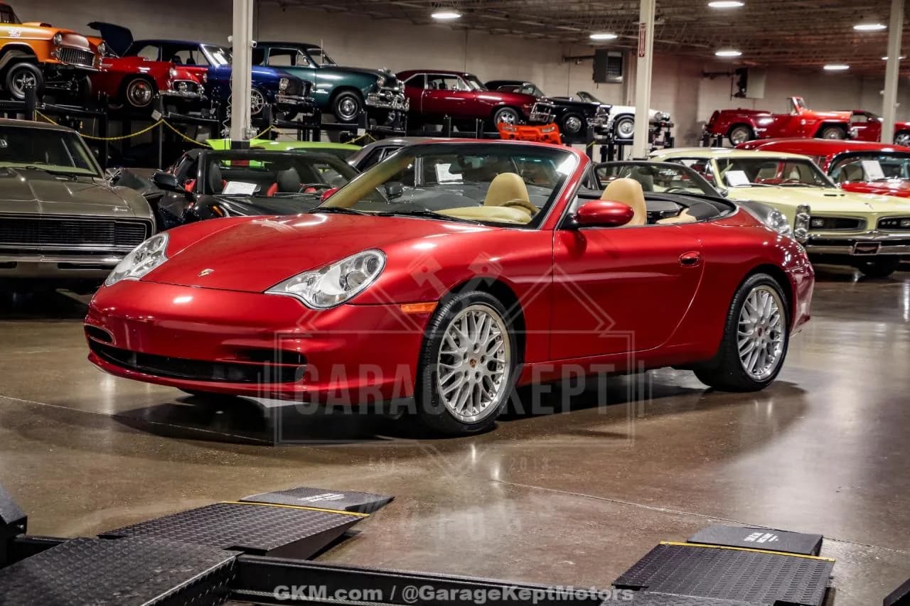 2003 Porsche 911 - Thumbnail 3