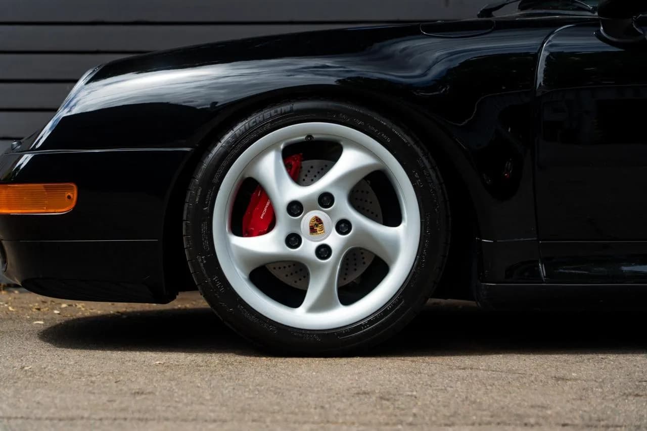 1996 Porsche 911 (993) Turbo - Thumbnail 4