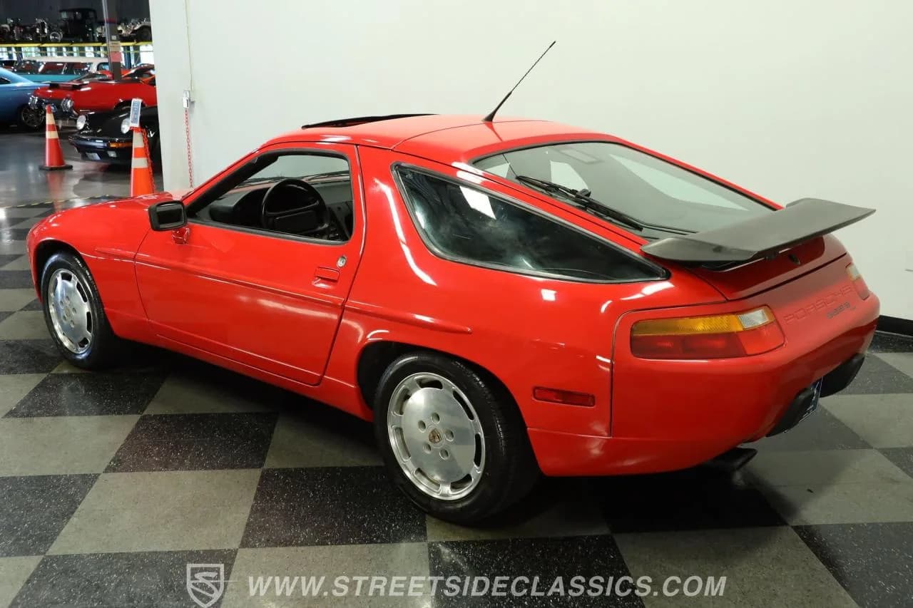 1989 Porsche 928 S4 - Thumbnail 7