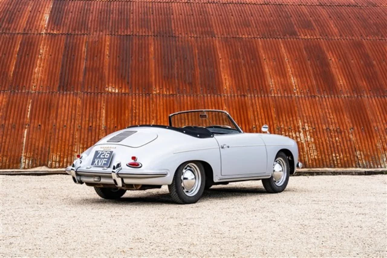 1961 Porsche 356 B Roadster - Thumbnail 4