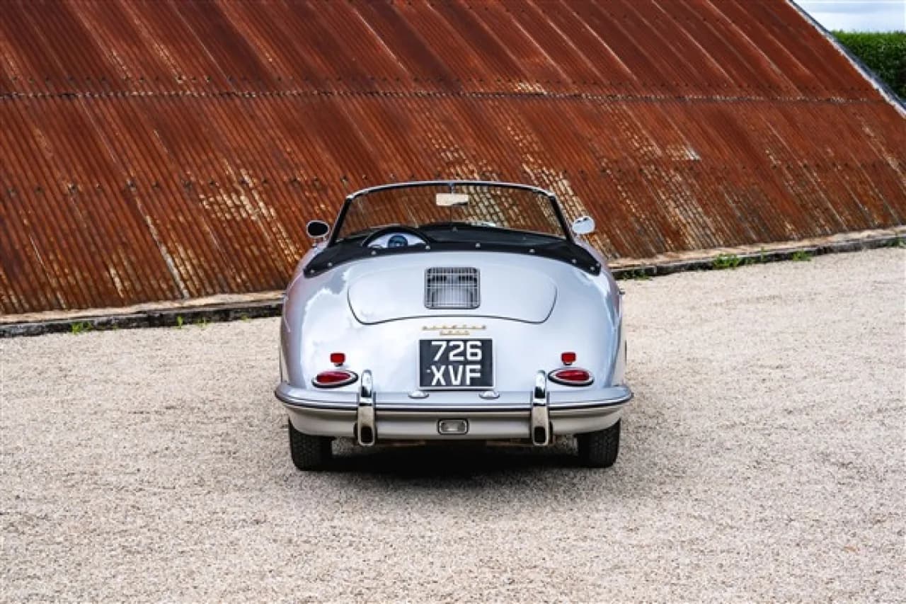 1961 Porsche 356 B Roadster - Thumbnail 6
