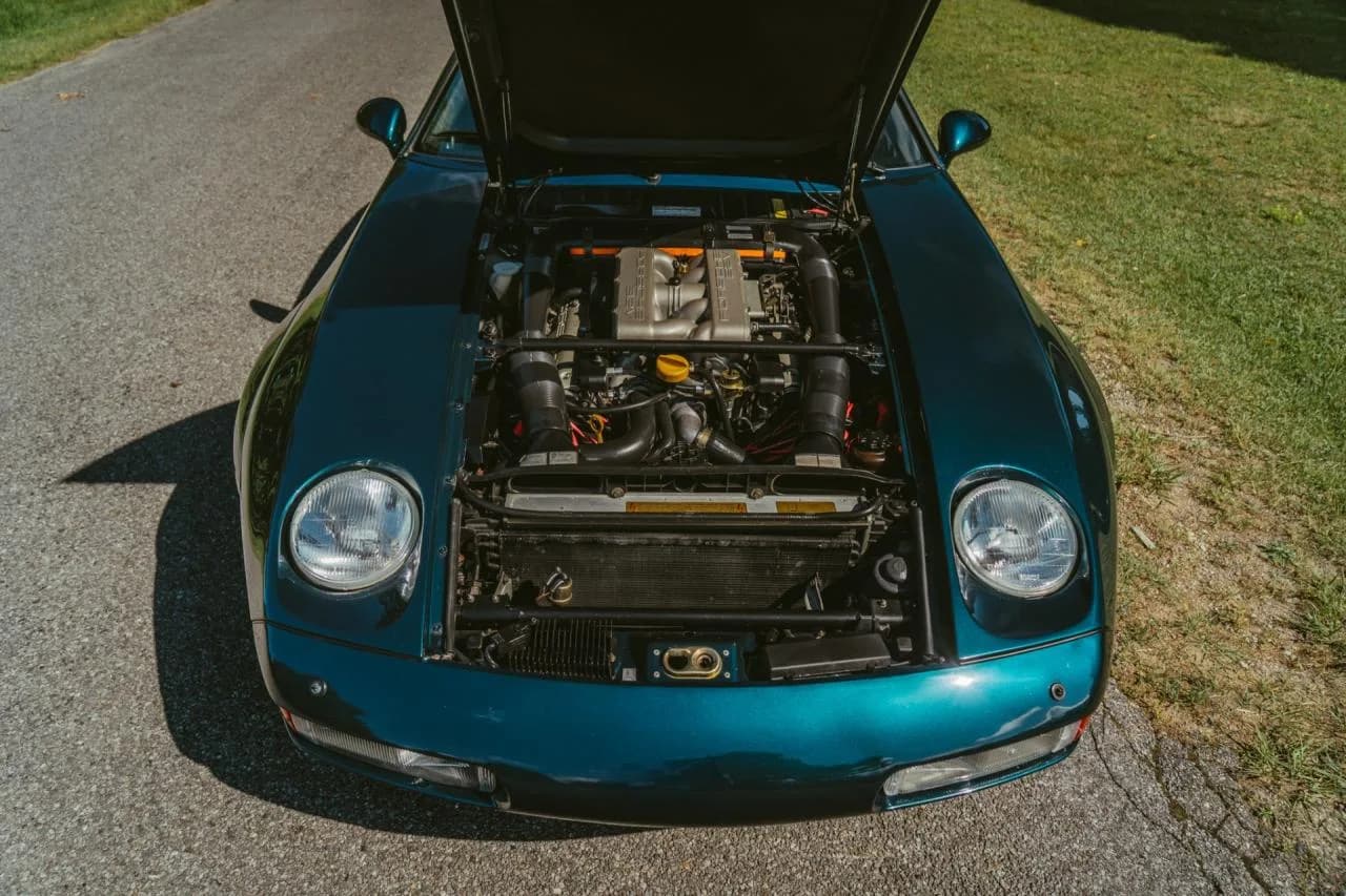 1991 Porsche 928 GT - Thumbnail 5