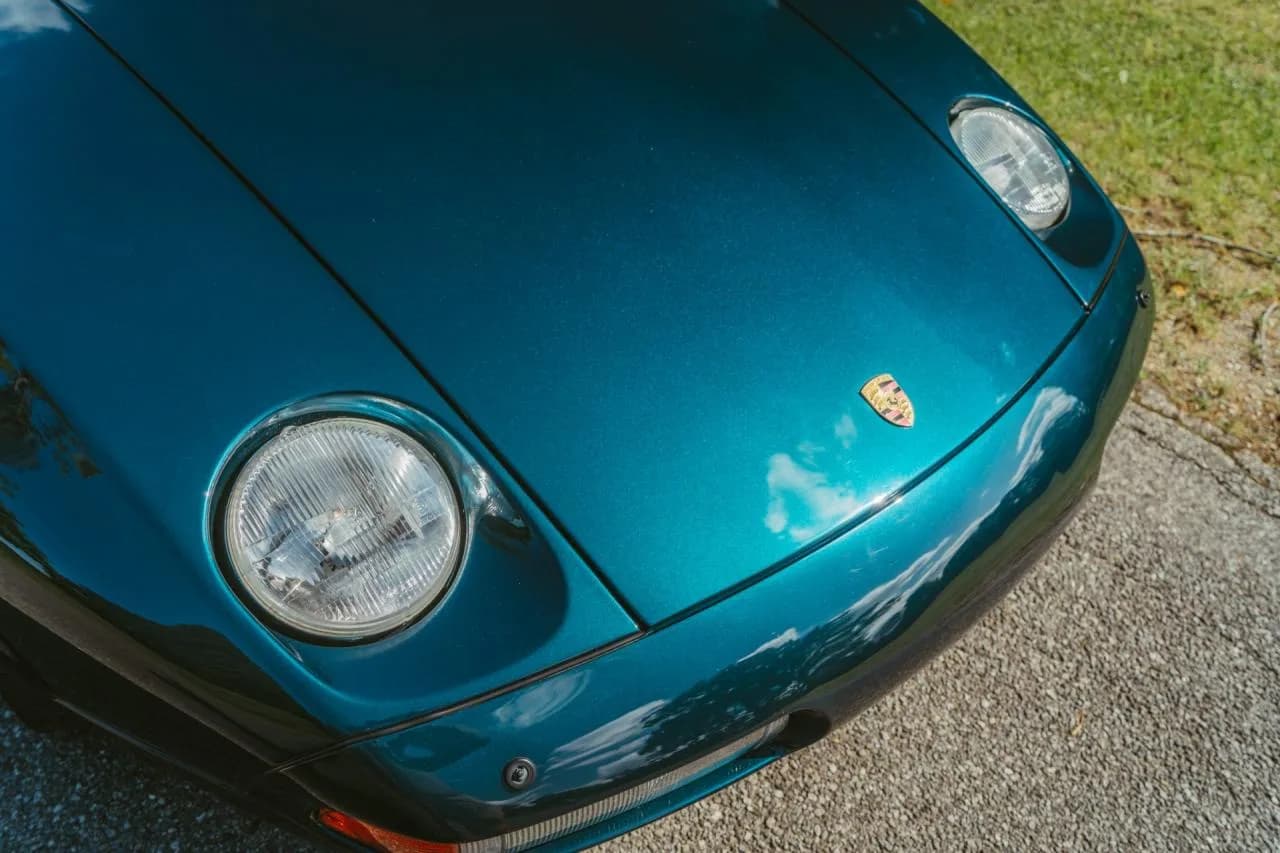 1991 Porsche 928 GT - Thumbnail 7