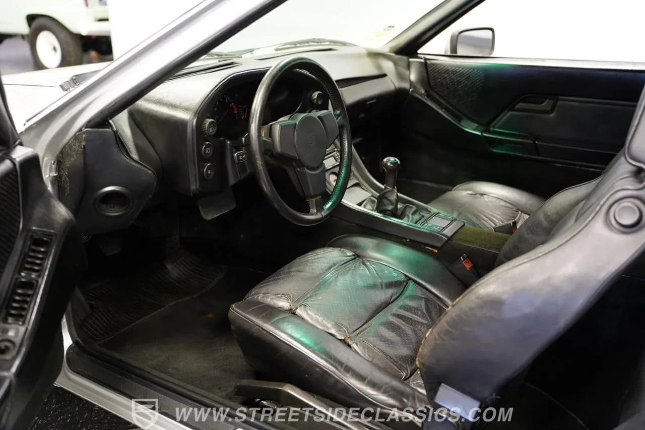 1979 Porsche 928 - Thumbnail 4