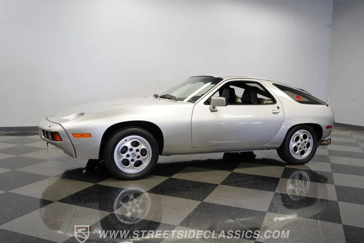 1979 Porsche 928 - Thumbnail 6