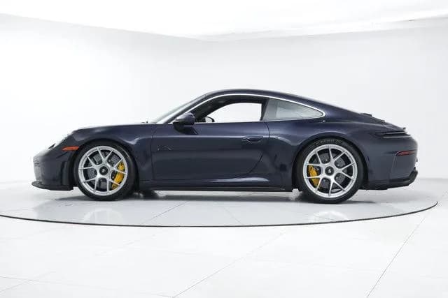 2026 Porsche 911 - Thumbnail 2
