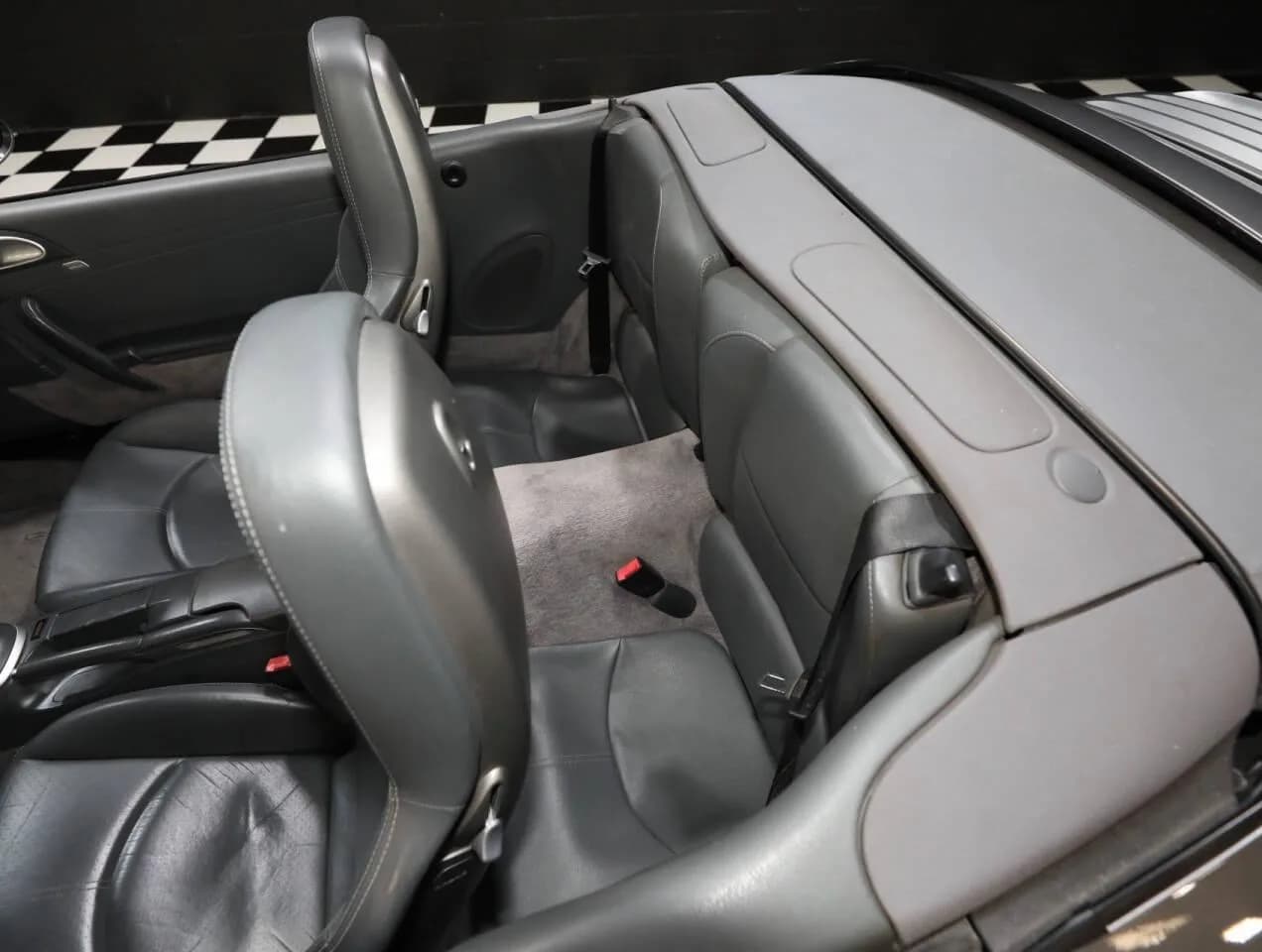 2007 Porsche 911 - Thumbnail 4