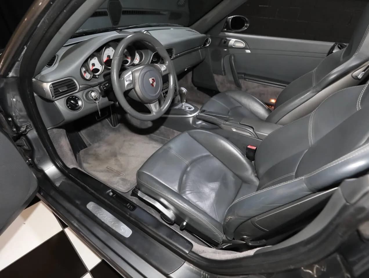 2007 Porsche 911 - Thumbnail 3