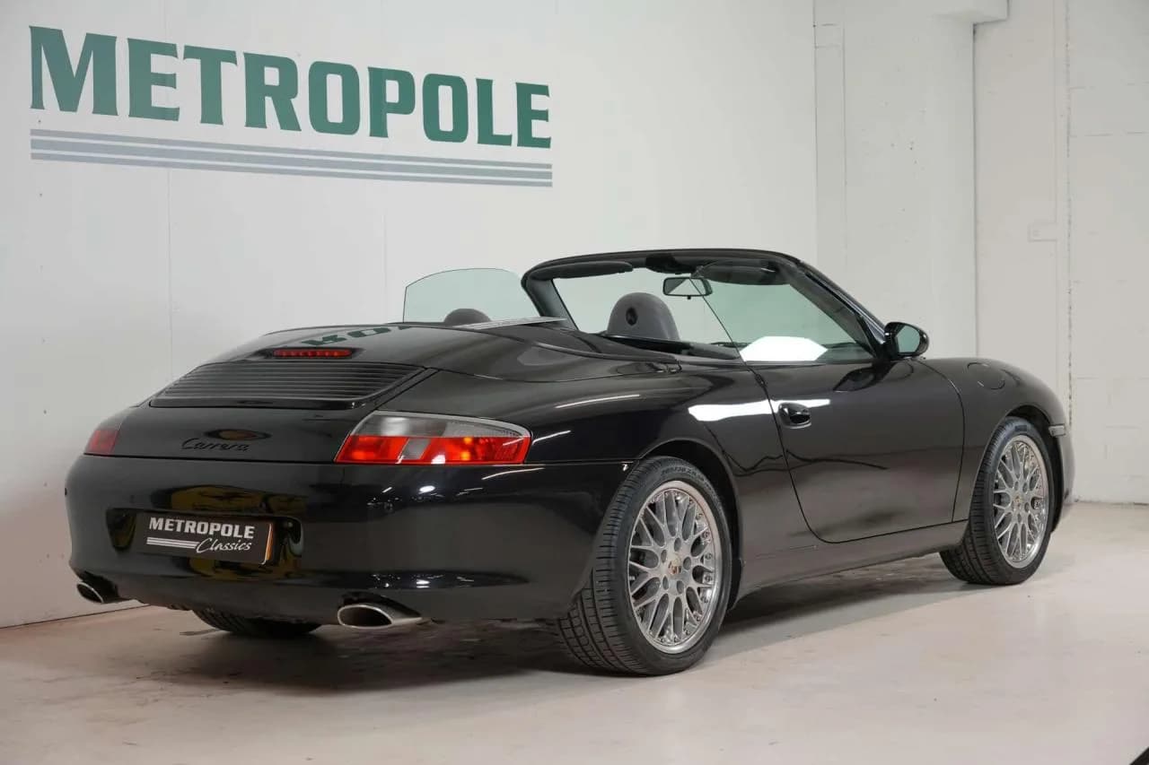 2002 Porsche 996 CARRERA 2 Cabriolet - Thumbnail 4