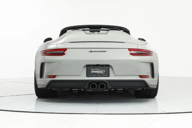 2019 Porsche 911 - Thumbnail 5