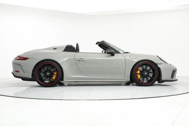 2019 Porsche 911 - Thumbnail 7
