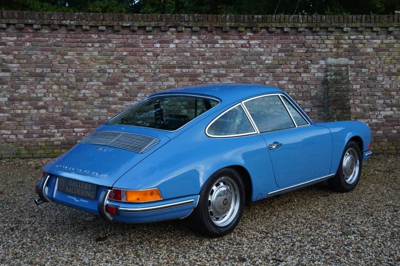 1969 Porsche 912 coup&eacute; &ldquo;Factory 5-speed&rdquo; - Thumbnail 2