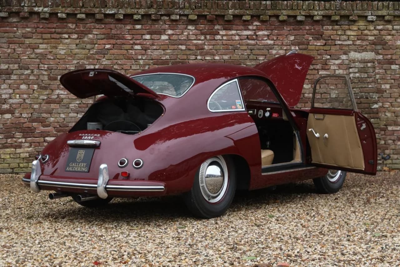 1953 Porsche 356 Pre-A Coupe 1500 Super &ldquo;Long-term single ownership, Unrestored and Matching numbers&rdquo; - Thumbnail 7