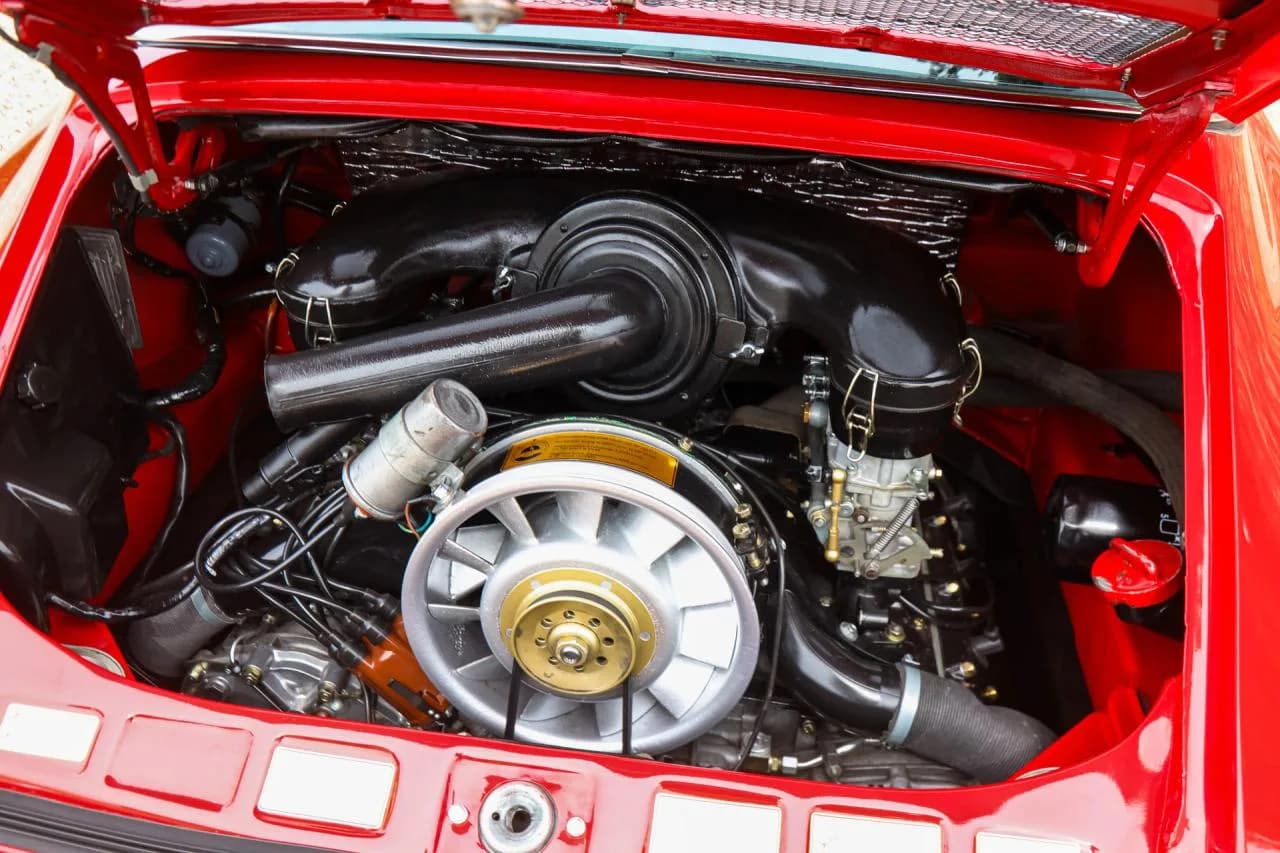 1970 Porsche 911 T Targa &ldquo;Restored&rdquo; - Thumbnail 4