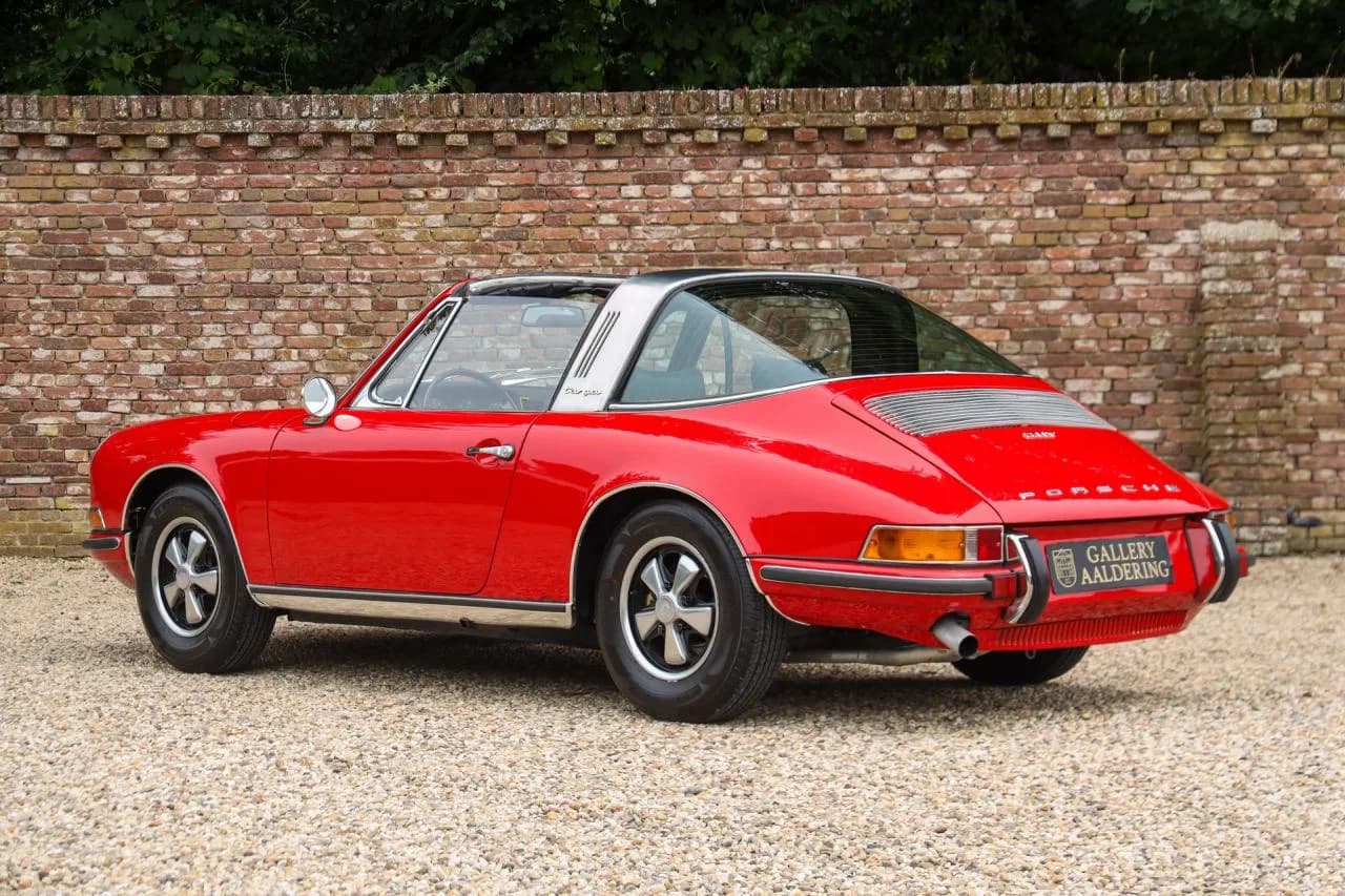 1970 Porsche 911 T Targa &ldquo;Restored&rdquo; - Thumbnail 2
