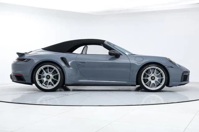 2024 Porsche 911 - Thumbnail 8