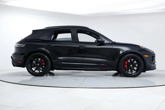2025 Porsche Macan - Thumbnail 6