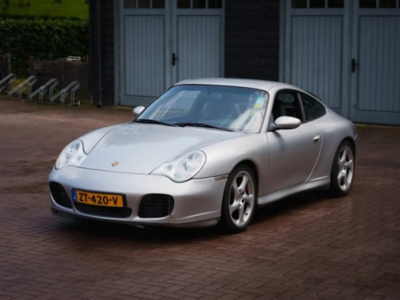 2004 Porsche 911 Carrera 4S